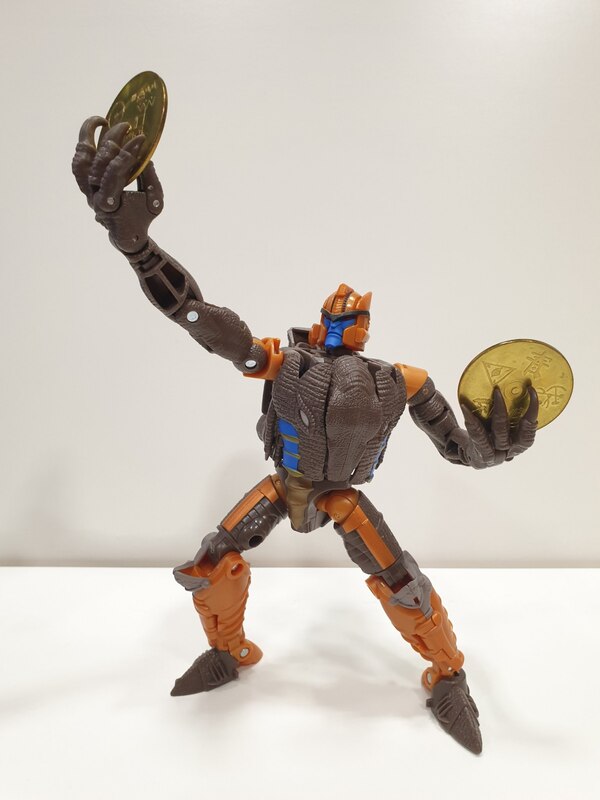 Transformers Kingdom Voyager Class Dinobot  (2 of 12)